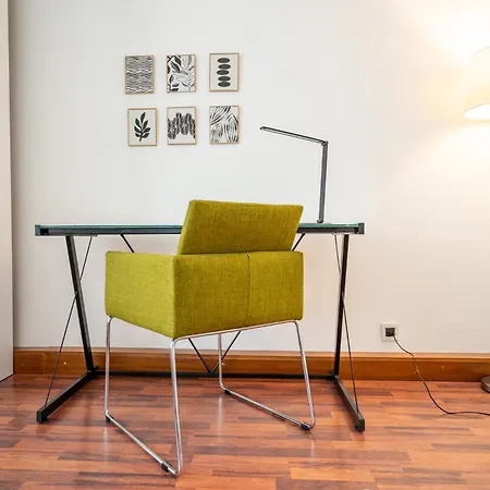 Hapton House 12 Apartment